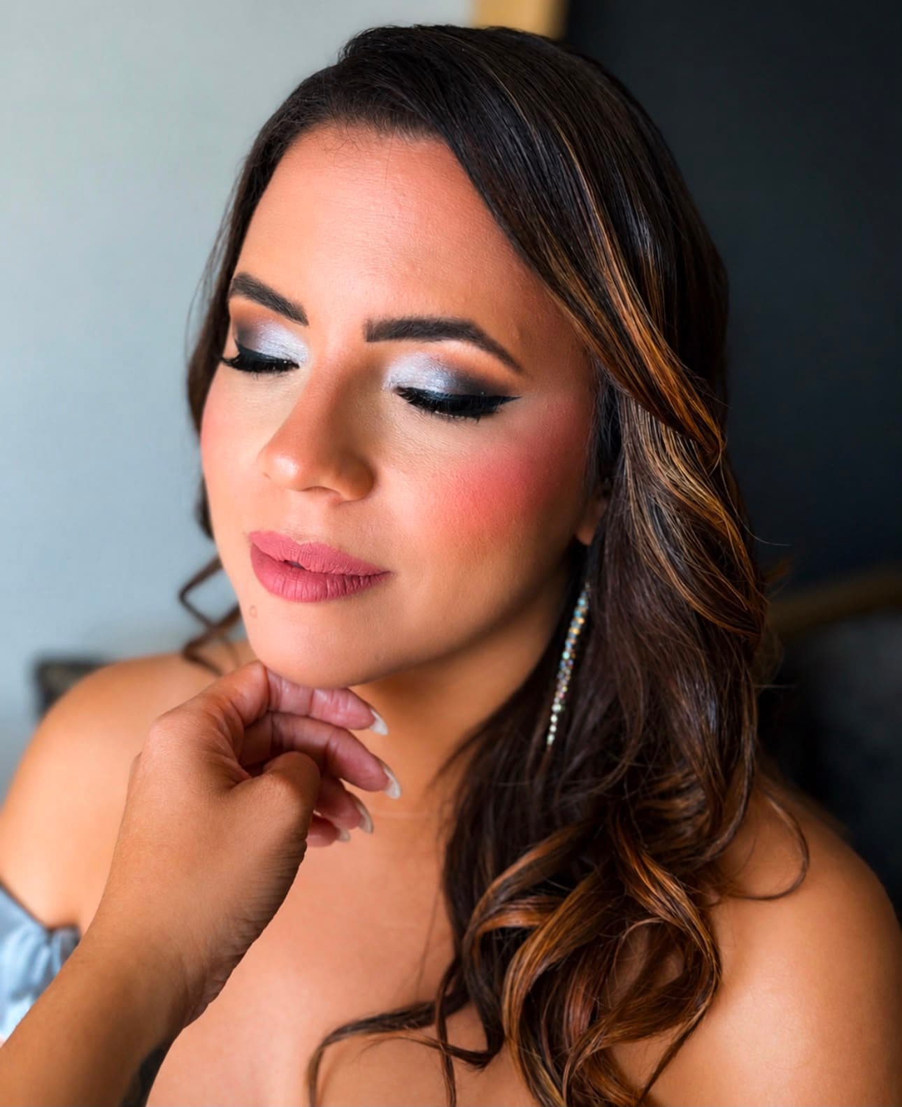 Maquillaje profesional realizado en Bella Studio Bayamón